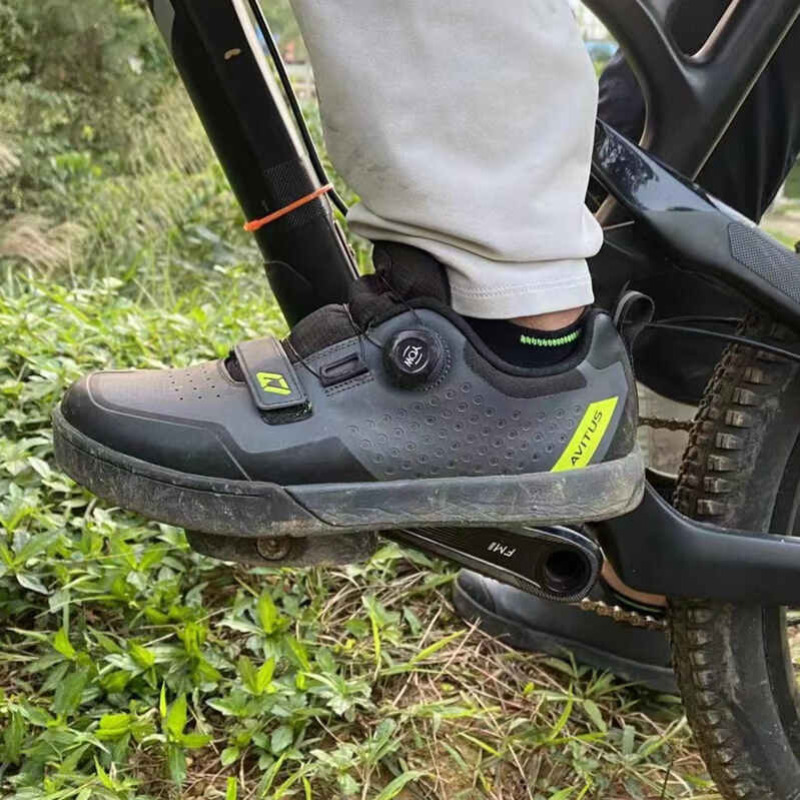 AVITUS Mountainbikeschoenen Za - Commuting On Road Bike recensie en prijs